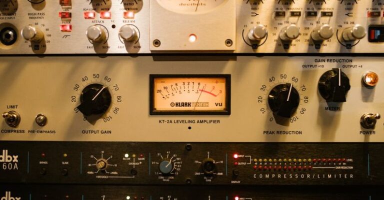 Amplifiers - Amplifiers in Music Studio