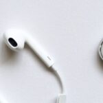 Headphones - Apple Earpods