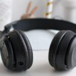 Headphones - Black Cordless Headphones